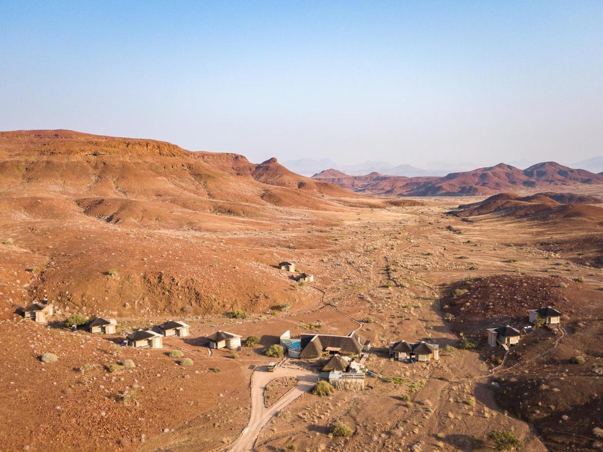 Вілла Wilderness Safaris Damaraland Camp Twyfelfontein Екстер'єр фото