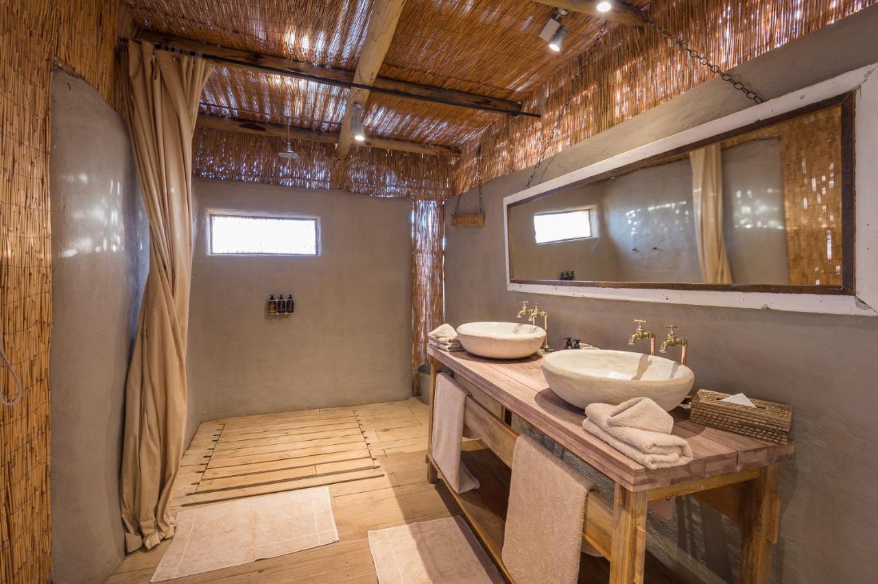 Вілла Wilderness Safaris Damaraland Camp Twyfelfontein Екстер'єр фото