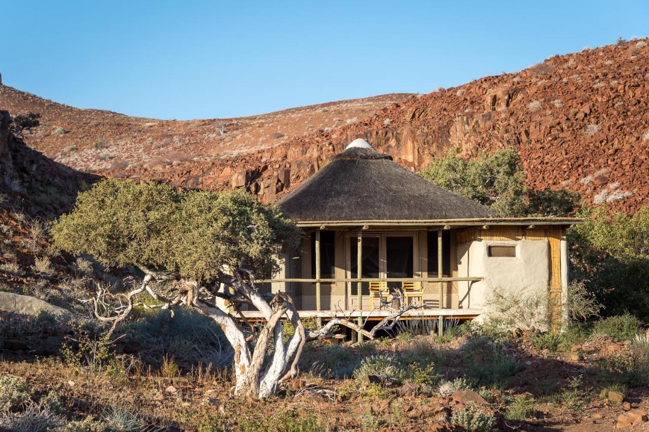 Вілла Wilderness Safaris Damaraland Camp Twyfelfontein Екстер'єр фото